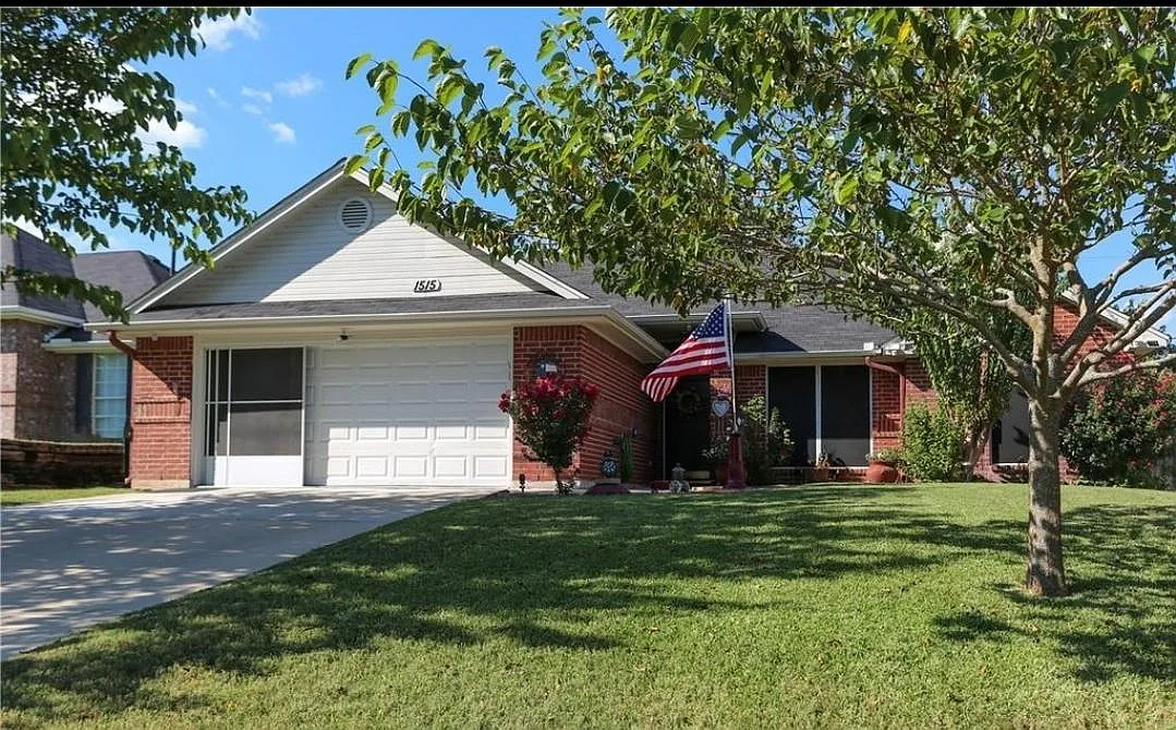 1515 Chardonnay Dr — Photo 2