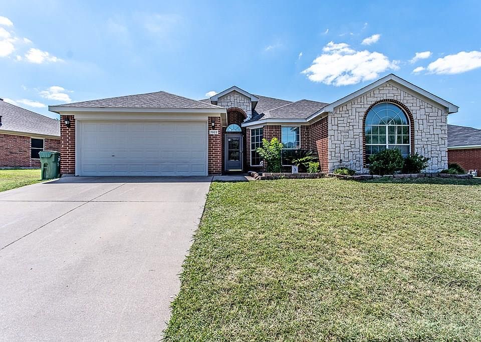 1st image of 7922 Copper Canyon Dr