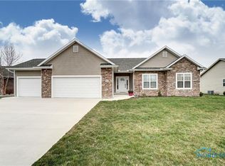 342 Carlee Ln, Findlay, OH 45840