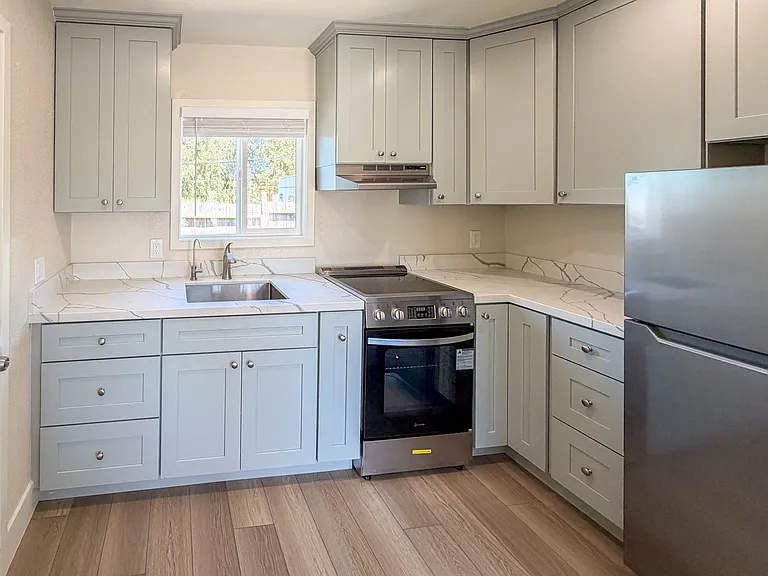 1 bed, 1.0 bath, 503 sqft, $2,195 — Photo 1