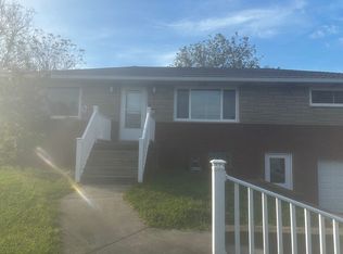 1145 University Dr, Dunbar, PA 15431