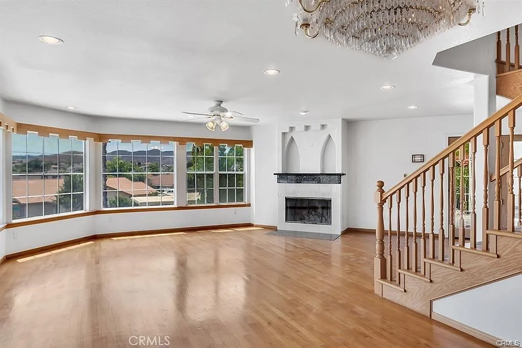 3 bed, 2450 sqft, $3,980 — Photo 3