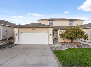 1926 Mint Loop, Richland, WA 99352