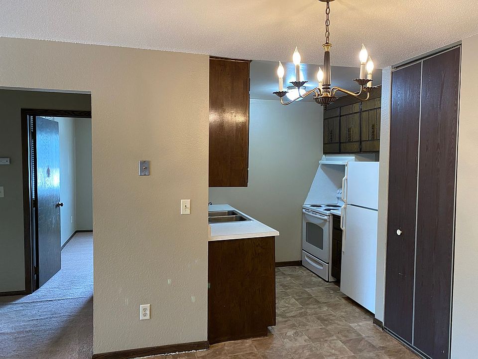 1st image of 41 Arlington Ave W APT 108