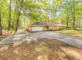 8451 Beebe Dr, Greenwood, LA 71033