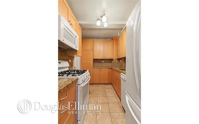 Sold by Douglas Elliman | media 3