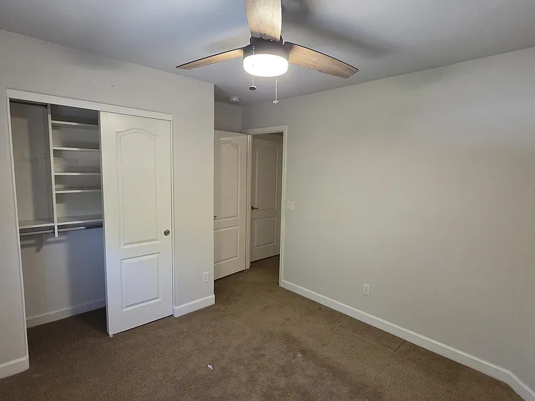 3020 E Friess Dr — Photo 31