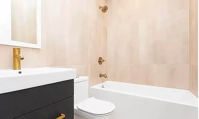 Rented by Reavis | media 17