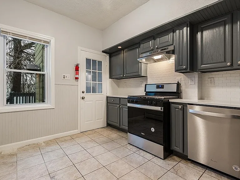 342 Avenue E #1 — Photo 12