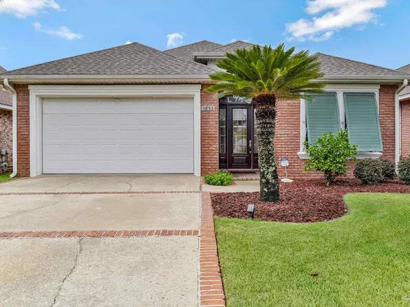1253 Autumn Breeze Cir, Gulf Breeze, FL 32563