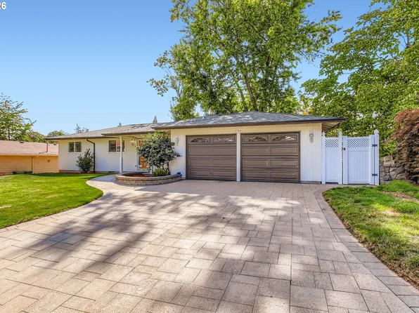 13541 SW 63rd Pl, Portland, OR 97219