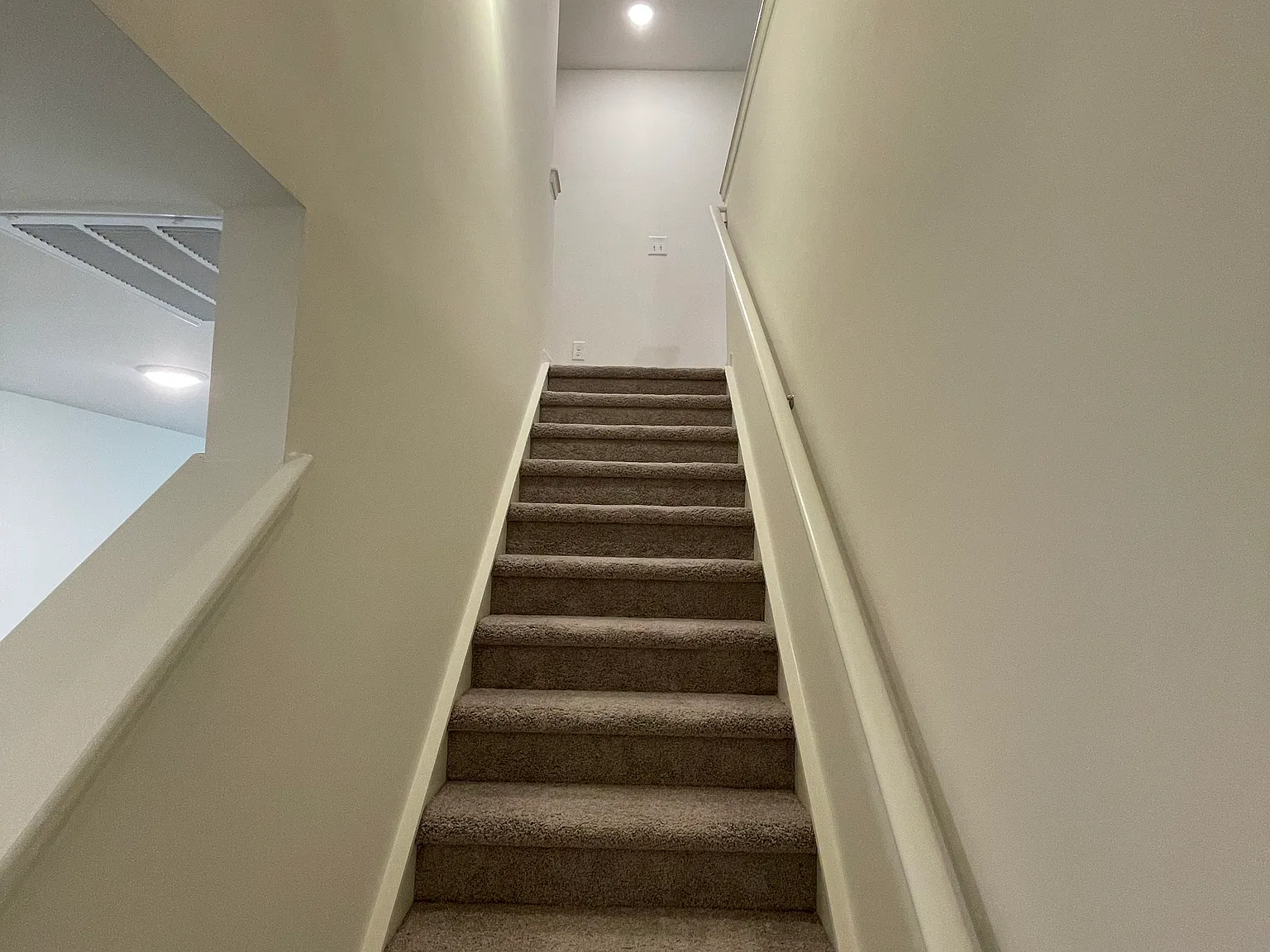 3 bed, 2.5 bath, 1515 sqft, $1,795 — Photo 4
