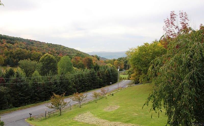 3rd image of 179 SITZER Road