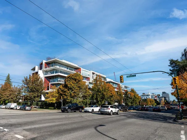 5688 Willow St #507, Vancouver, BC V5Z 3S4