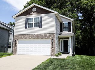 2563 London Ln, Shiloh, IL 62221