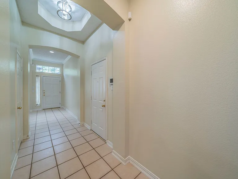 4709 Belladonna Dr — Photo 4