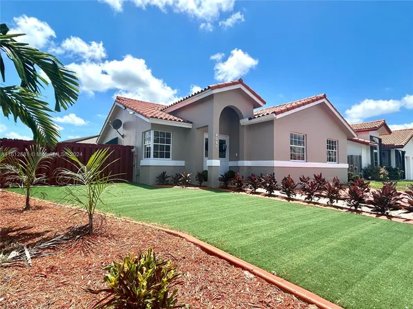 5050 SW 142nd Pl, Miami, FL 33175