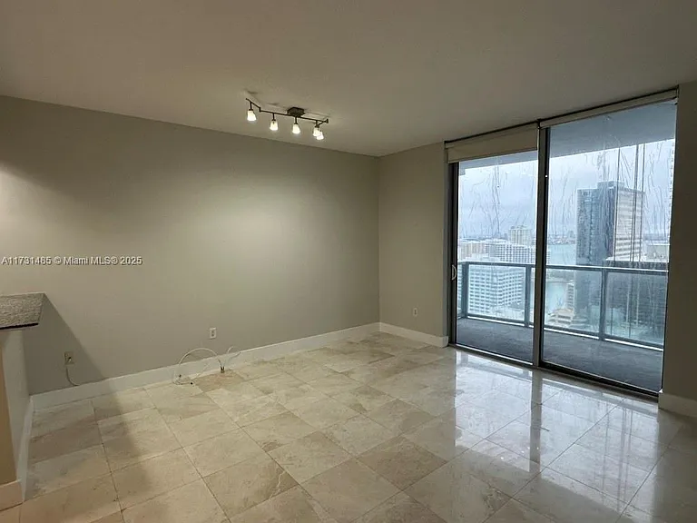 1050 Brickell Ave #6 — Photo 8