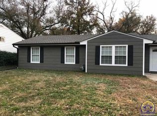 1407 SW 31st St, Topeka, KS 66611