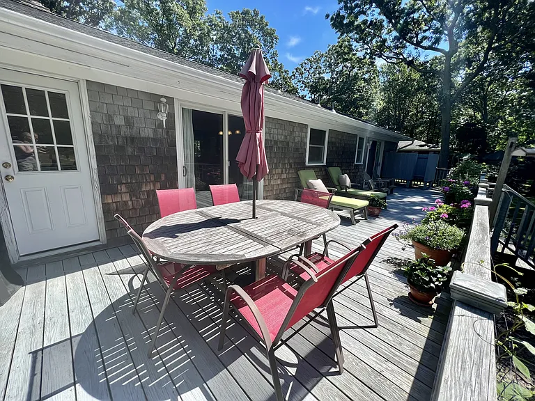 16 Beechwood Dr — Photo 19