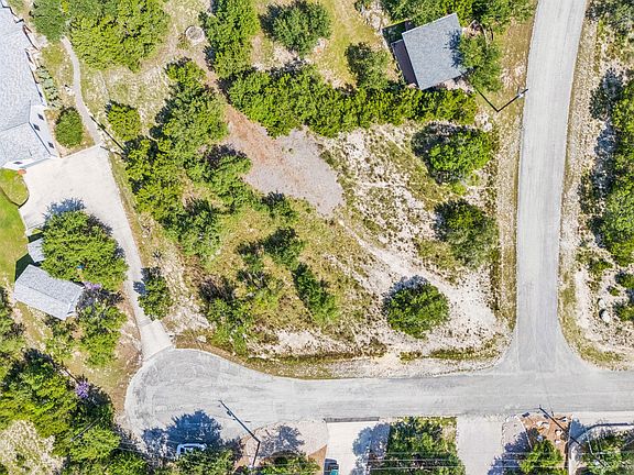 4th image of 194 Nighthawk Ln