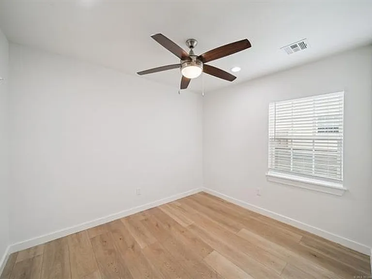 1139 S Birmingham Ave — Photo 22
