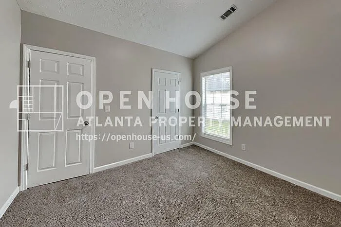 2070 Charleston Oak Cir — Photo 14
