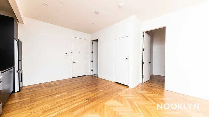 Rented by Nooklyn NYC LLC | media 84