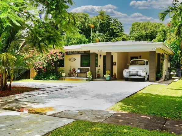 632 East Dr, Miami Springs, FL 33166