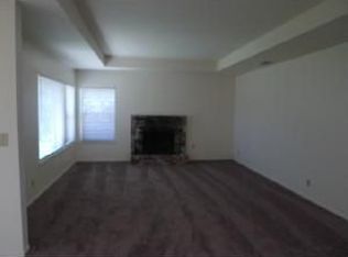 2 Shady River Cir, Sacramento, CA