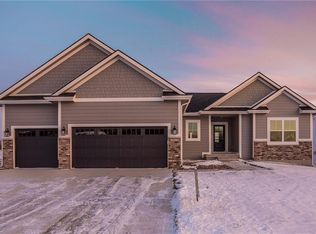 1612 Westside Dr, Polk City, IA 50226