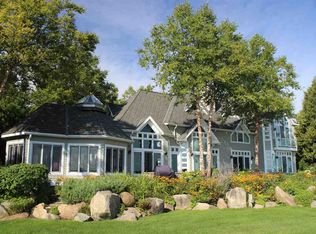 06090 Pine Lake Club Dr, Charlevoix, MI 49720