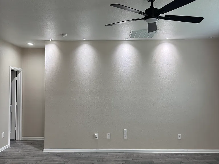9236 Castorian Dr — Photo 11