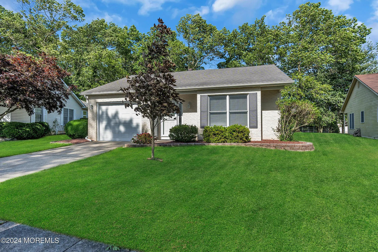 1524 Alpen Lane photo 1