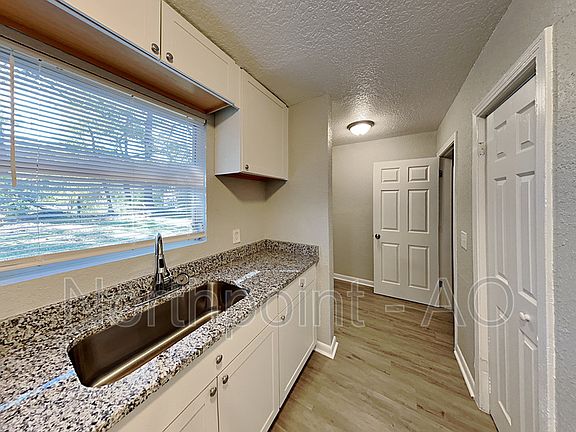 5th image of 4912 Dallen Lea Dr
