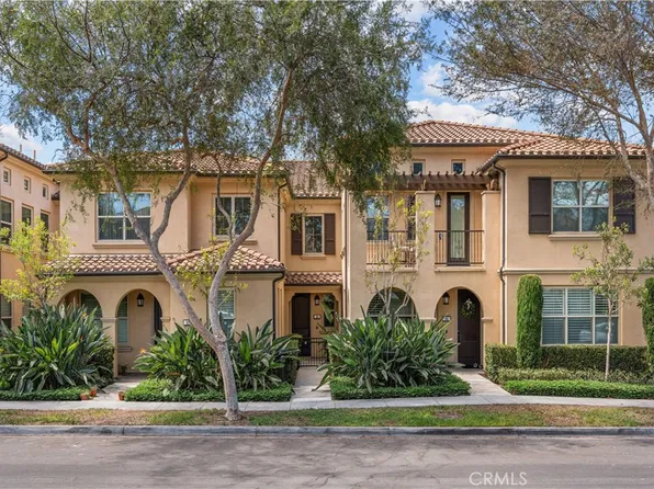 96 Rose Arch #26, Irvine, CA 92620