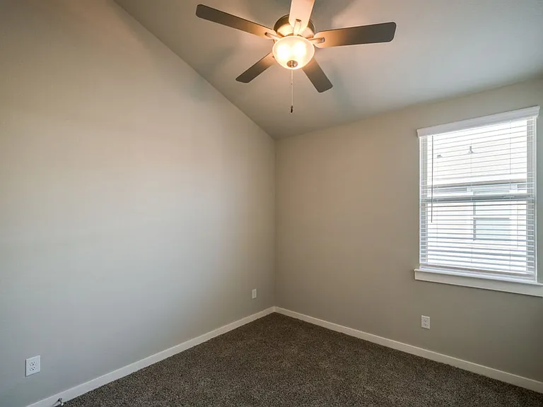635 Harvest Moon Dr — Photo 12