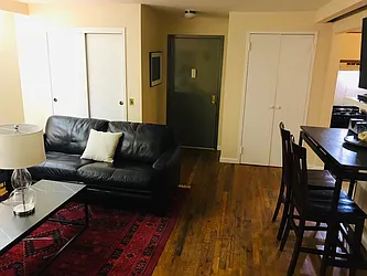 Rented by Roberto Guilbet, LREB