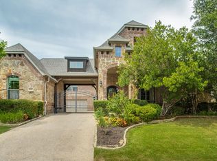 9017 Cedar Bluffs Dr, North Richland Hills, TX 76182
