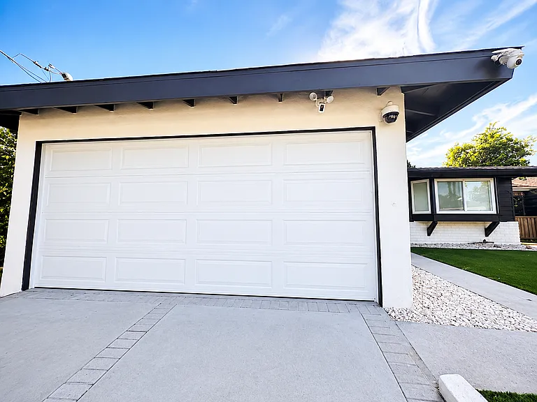 6737 Blewett Ave — Photo 35