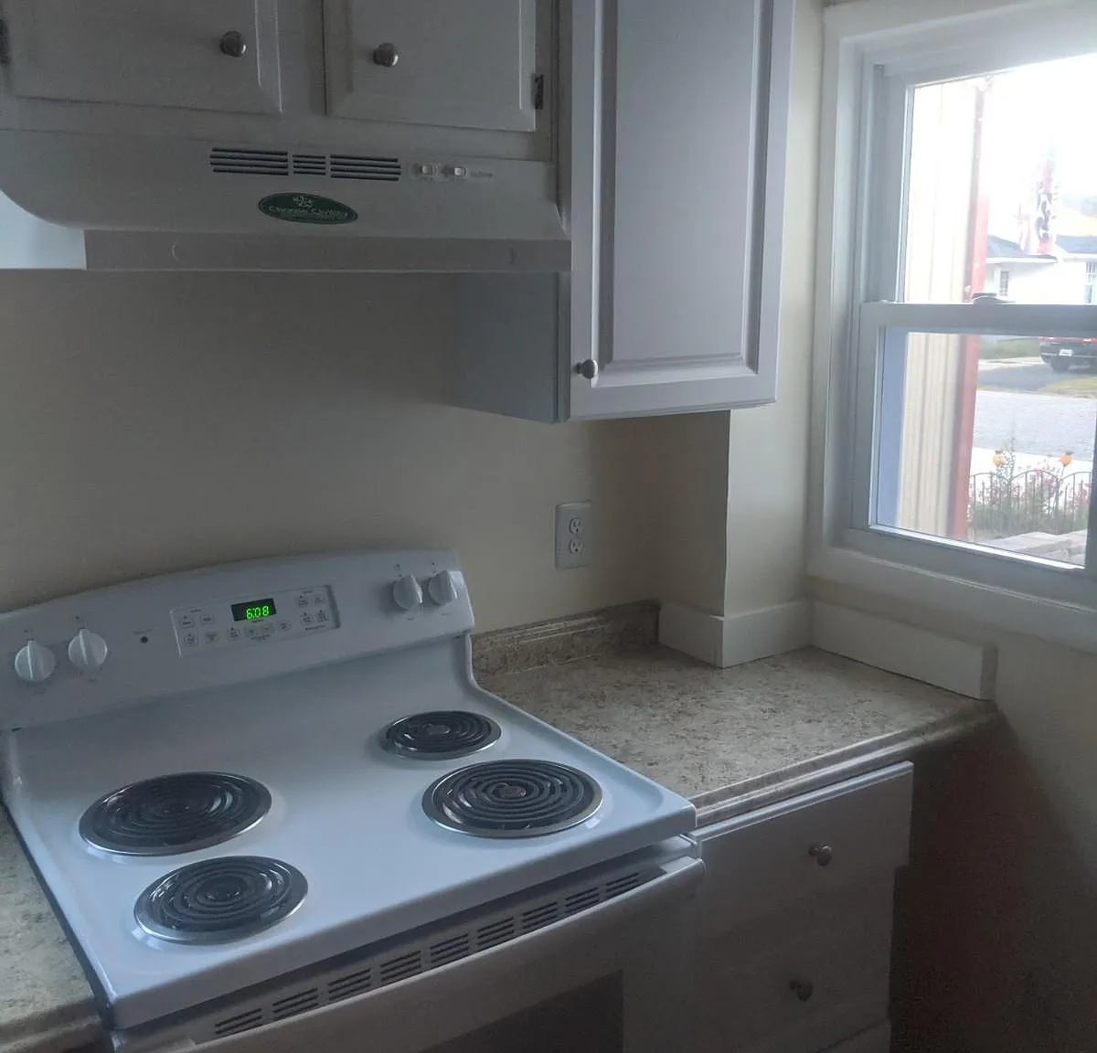 1 bed, $1,170 — Photo 4