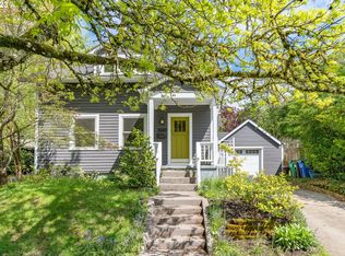 1565 SE Clatsop St, Portland, OR 97202