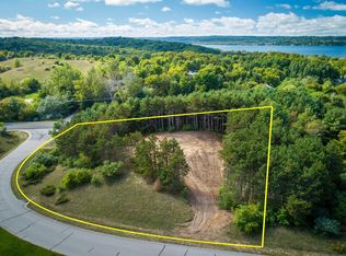 7522 S Bingham Rdg, Traverse City, MI 49684