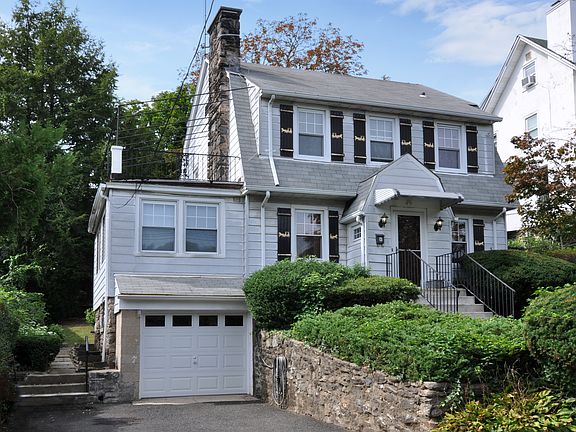 2nd image of 20 Willard Ave
