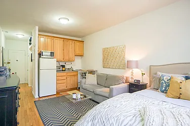 Rented by City Connections Realty