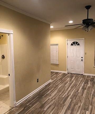 4th image of 121 Bellair Dr