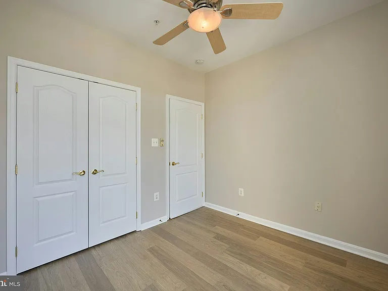 7166 Little Thames Dr — Photo 28