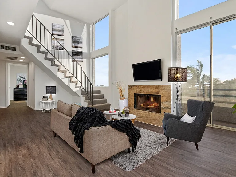 10306 Keswick Ave — Photo 19