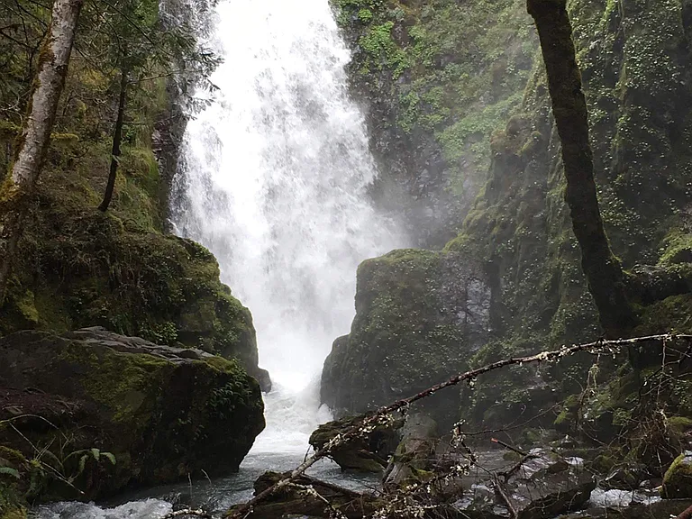 34 miles away - Susan Creek Falls