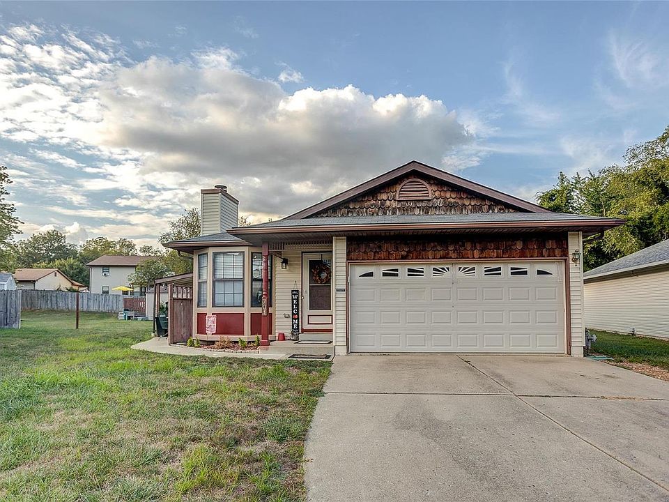 1st image of 701 Oak Creek Ct